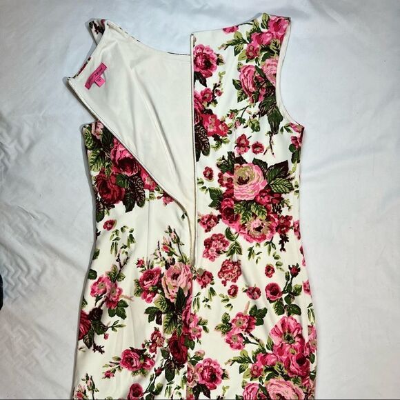 Betsey Johnson Bodycon Slit Hem Rose Print Sleeveless White Dress 12 - Picture 7 of 10